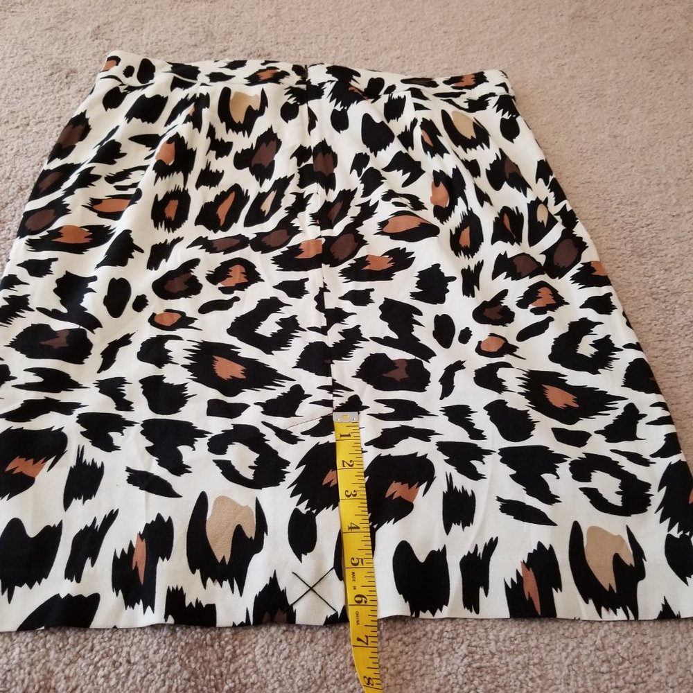 Monroe & Main Leopard Skirt, Size 14, NWT - Picture 10 of 11